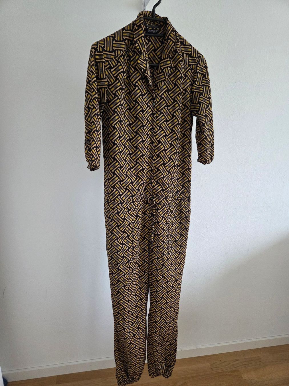 Maison Scotch Tute: Overall von MAISON SCOTCH – Usato da Oberrieden venduto da Smart570