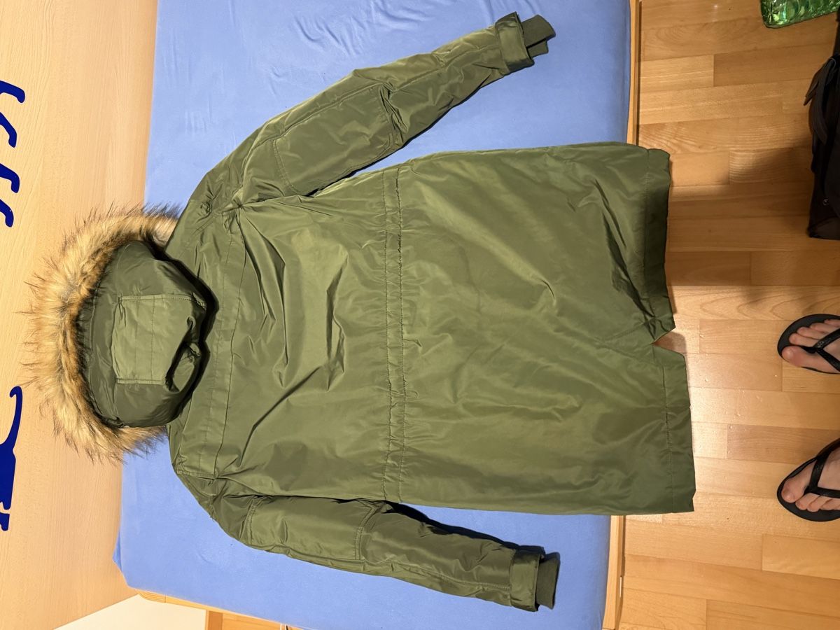 Pull&Bear Giacche: Bershka Green Parka – Nuovo (secondo la descrizione) da Ascona venduto da GioeleS 2