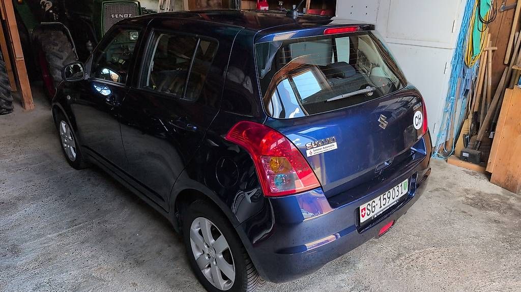 Suzuki Automobili: Suzuki swift 4x4 – Usato da Lichtensteig venduto da Husaberg11 4