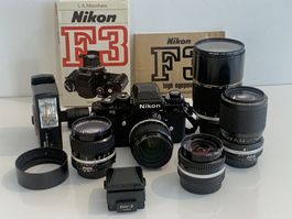 Nikon F3, +Nikkor 20mm 1:35, Nikkor 35mm 1:2, +weitere Obj.