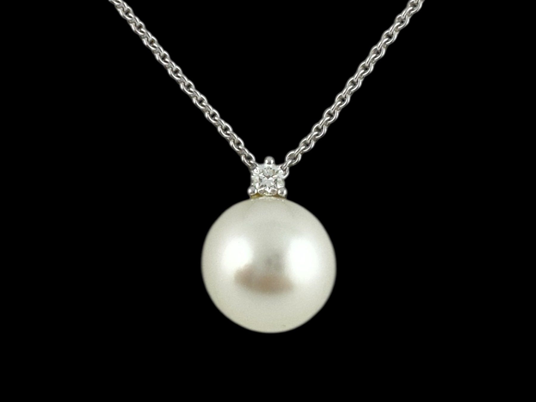 Bucherer Catenine: BUCHERER, Perlen - Diamant - Anhänger mit Kette – Usato da Zuzwil SG venduto da artimmo 2