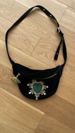 Olivia Dar Umhänge Tasche/ Crossbody samt schwarz