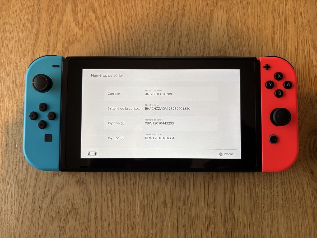 Nintendo Consoles: Nintendo Switch 1 V2 - Console complète avec accessoires! – D'occasion à Vallon par Hugues109 2