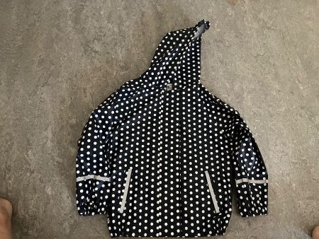Neue Regenjacke für Mädchen