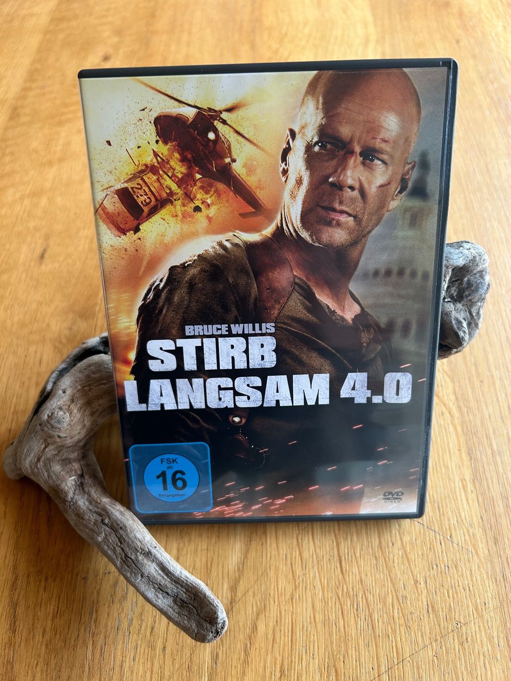 Tutti i DVDs: Stirb Langsam 4.0 (Bruce Willis) – Usato da Urnäsch venduto da Winterzauber12