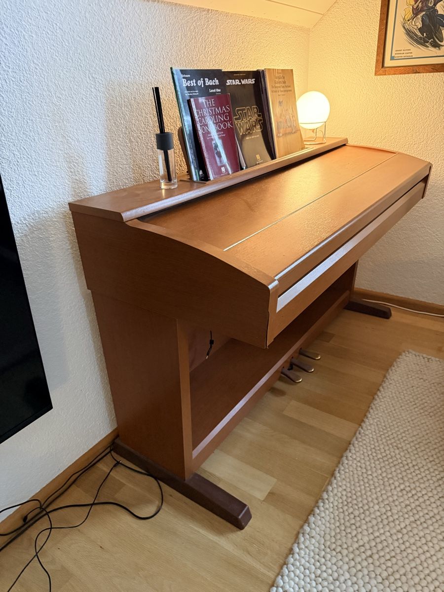 Yamaha Musikinstrumente: Yamaha Clavinova CVP 303C – Gebraucht aus Riehen von meg_59bg 1