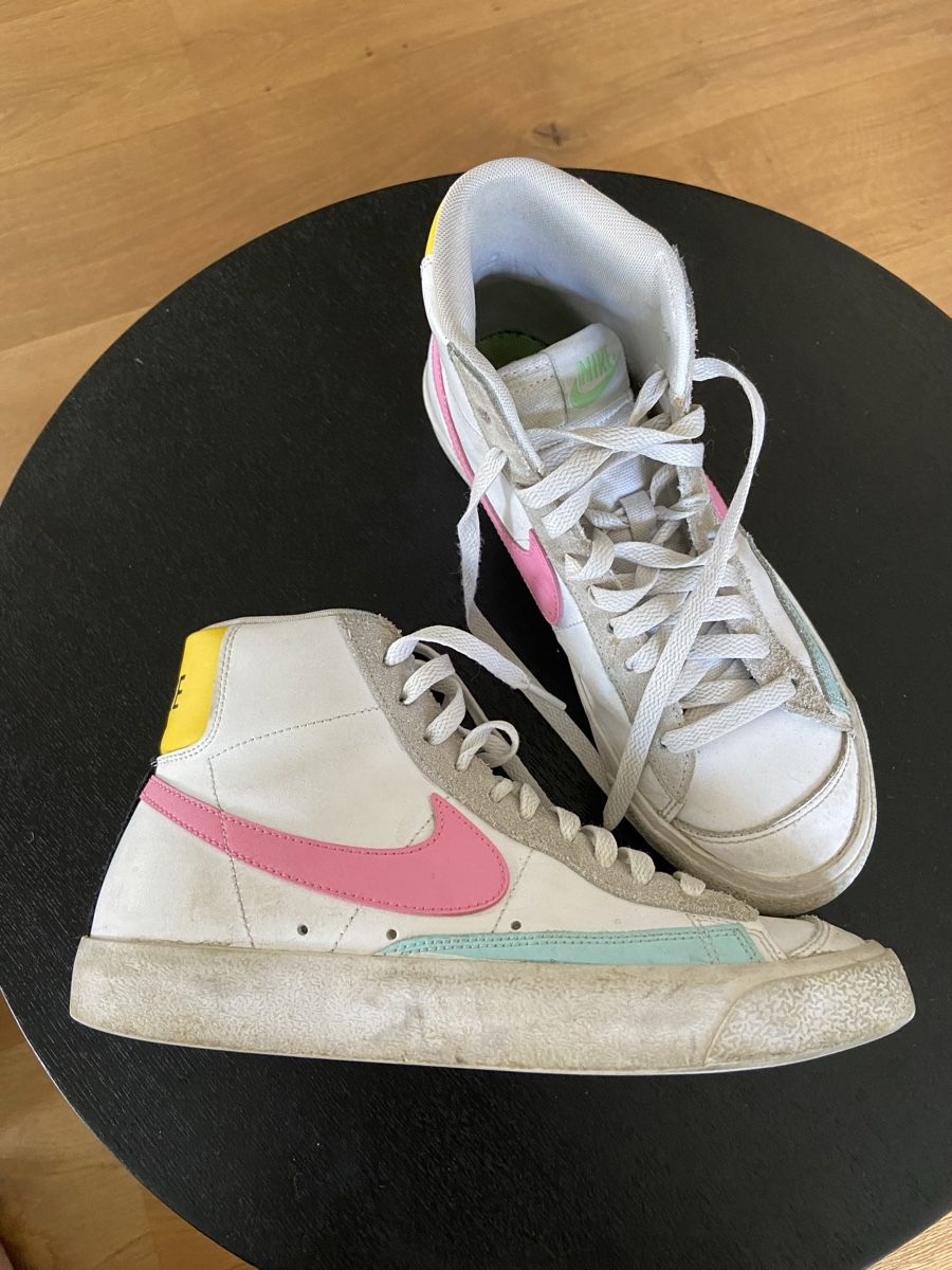 Nike Scarpe da donna: Nike Sneaker – Usato da Brig venduto da jch_rq8z 1