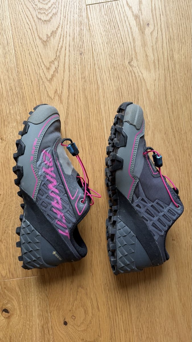 Dynafit Scarpe da donna: Dynafit Trekkingschuhe, Gr. 37 – Usato da Buochs venduto da pfuisili_91 1