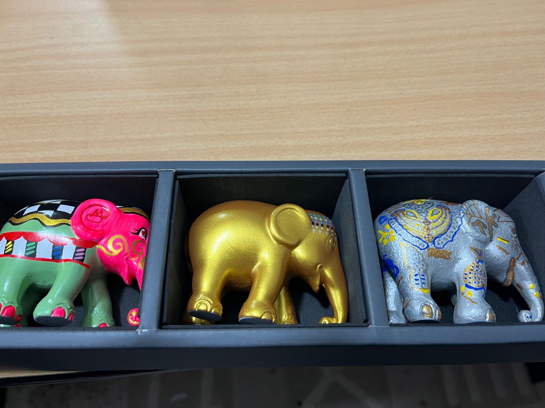 Sculture & Statue: Elephant Parade: American Stars – Nuovo e nell'imballaggio originale da Schmerikon venduto da Triacello