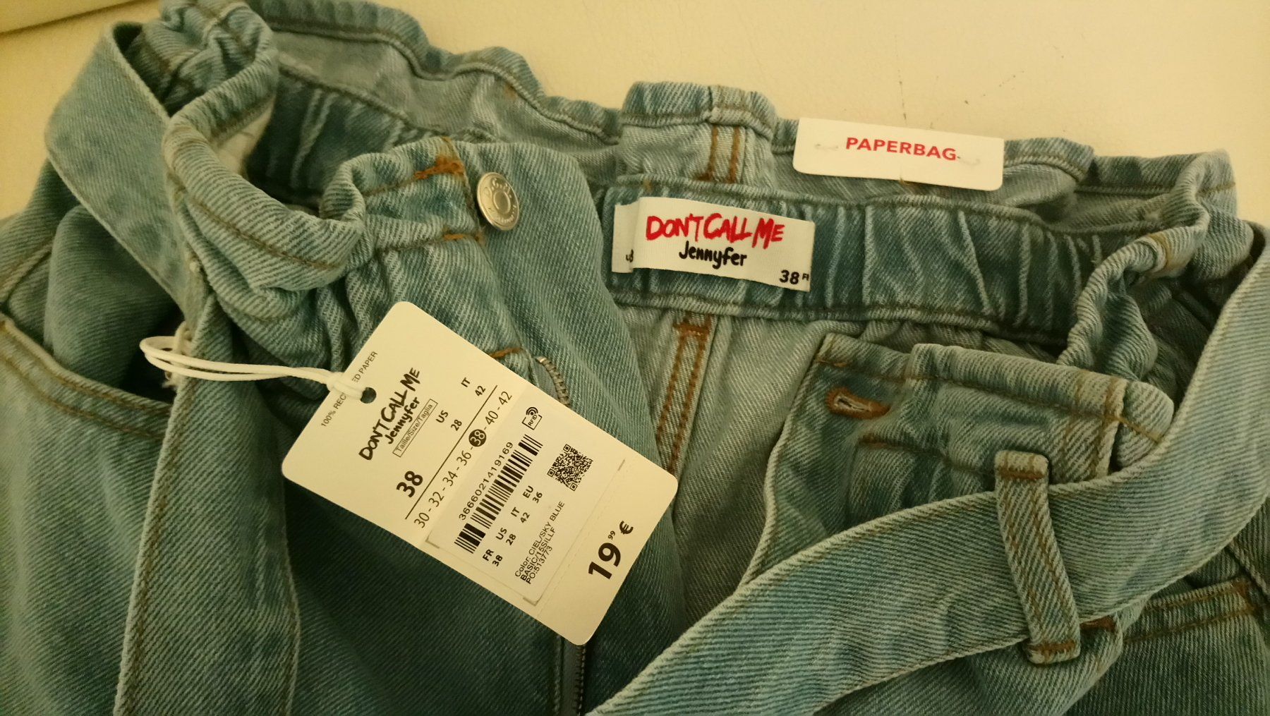 Jeans: Shorts Jeans NEW – Gebraucht aus Genève von wwo_mx7t 3