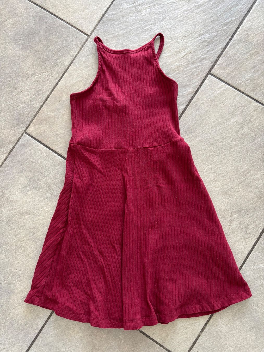 Vestiti & Gonne: Kleid, Gr 34, klein geschnitten – Usato da Sins venduto da sinserin