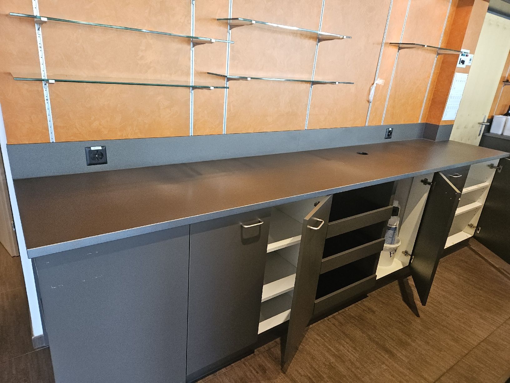 Equipement de magasin & Foires: Buffet Restaurant Cafe Bar Kühlschubladen – D'occasion à Morschach par Hanswi 4