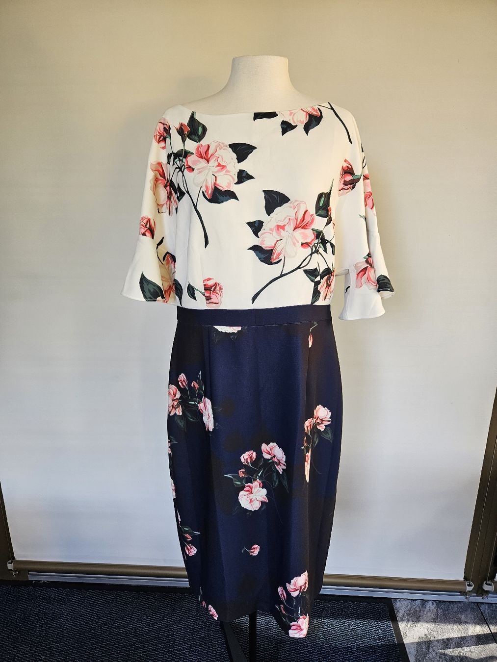 Phase Eight Vestiti: Kleid Phase Eight – Nuovo (secondo la descrizione) da Hochdorf venduto da Berry005 1
