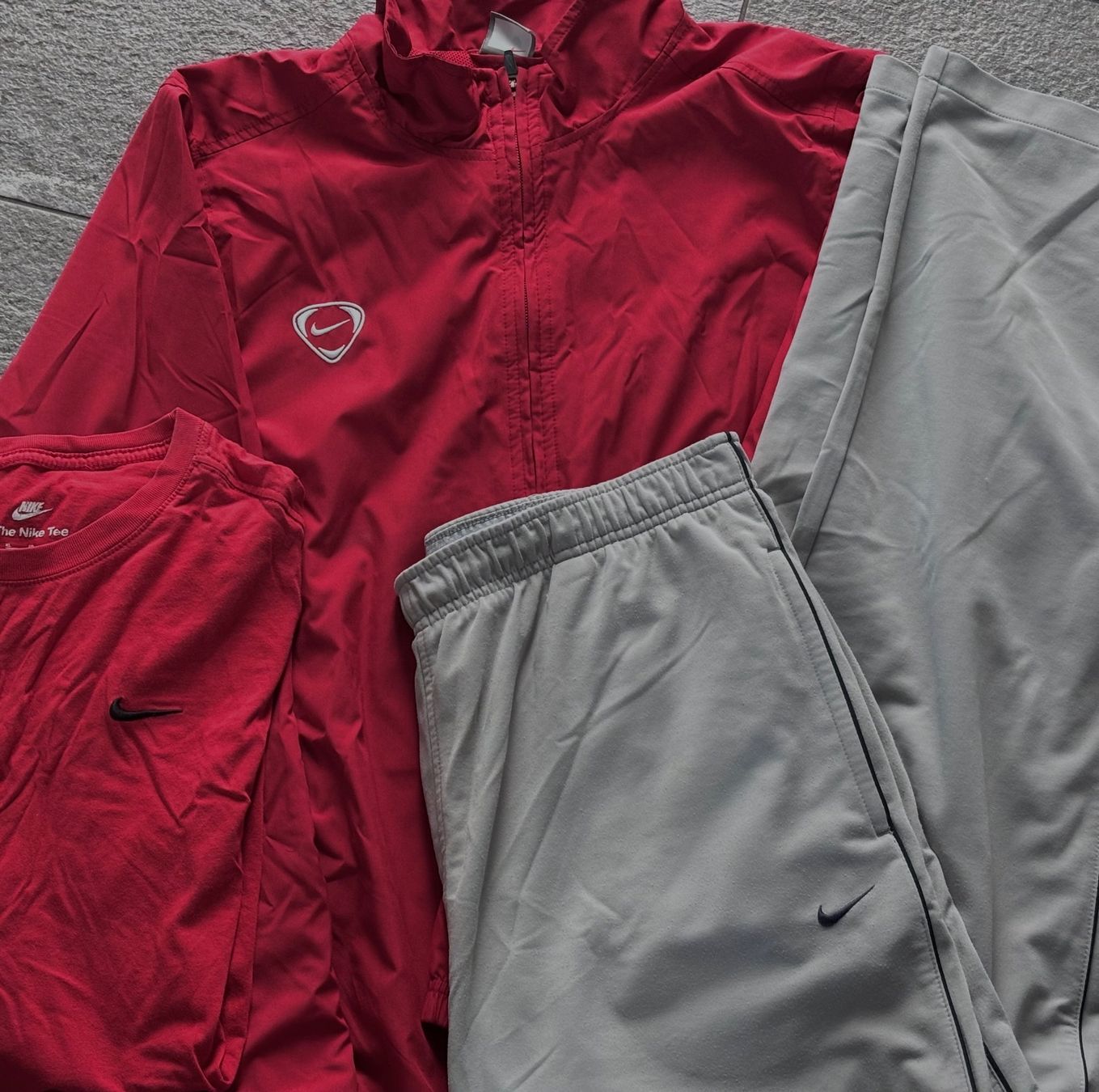 Nike Kleiderpakete: Nike set – Gebraucht aus Horgen von manon_archives