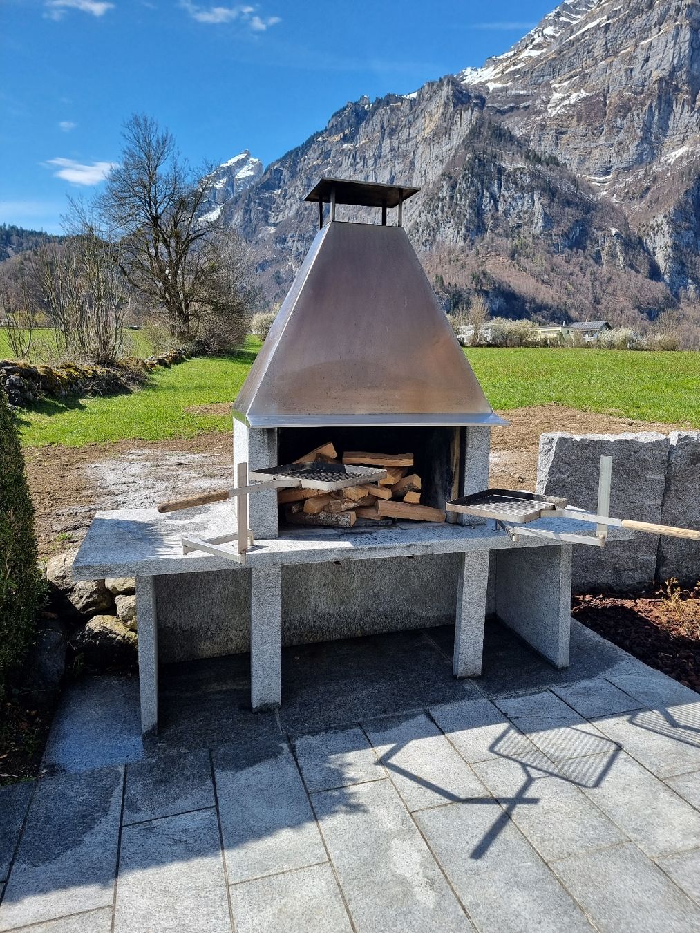 Grils: Garten Cheminée Granit XXL – D'occasion à Glarus par adler112 3