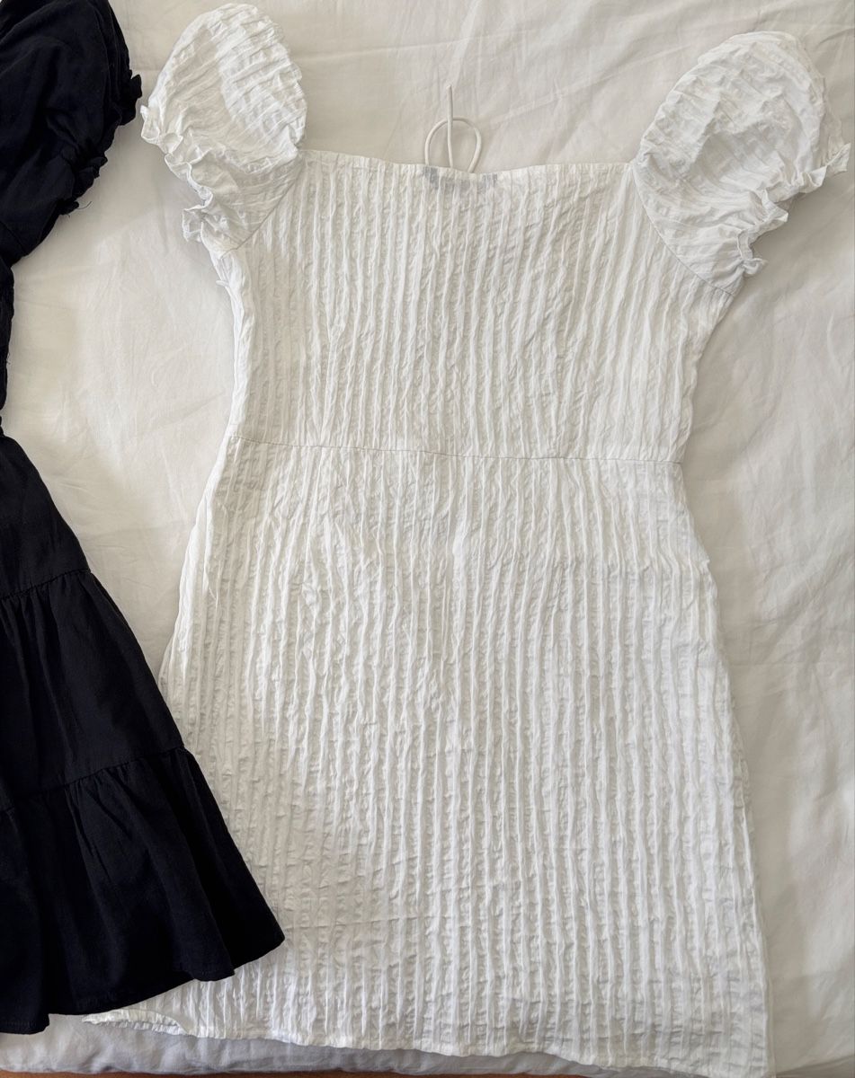 Shein Vestiti: white short dress – Usato da Claro venduto da annakhanh 1