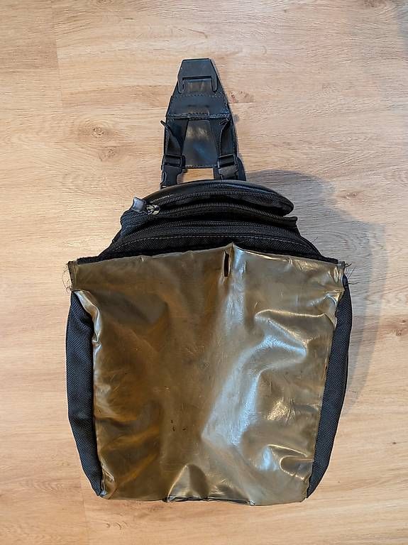 Topcase: Original Tankrucksack BMW R1200R 2007 – Usato da Leissigen venduto da sam_b6yd