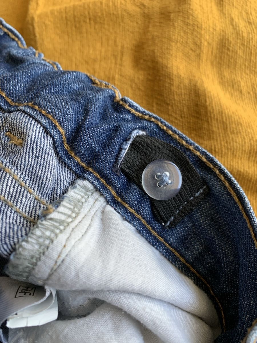 Pantaloni: Kurze Hose 122, Jeans Shorts – Usato da Winterthur venduto da Samu-V 4