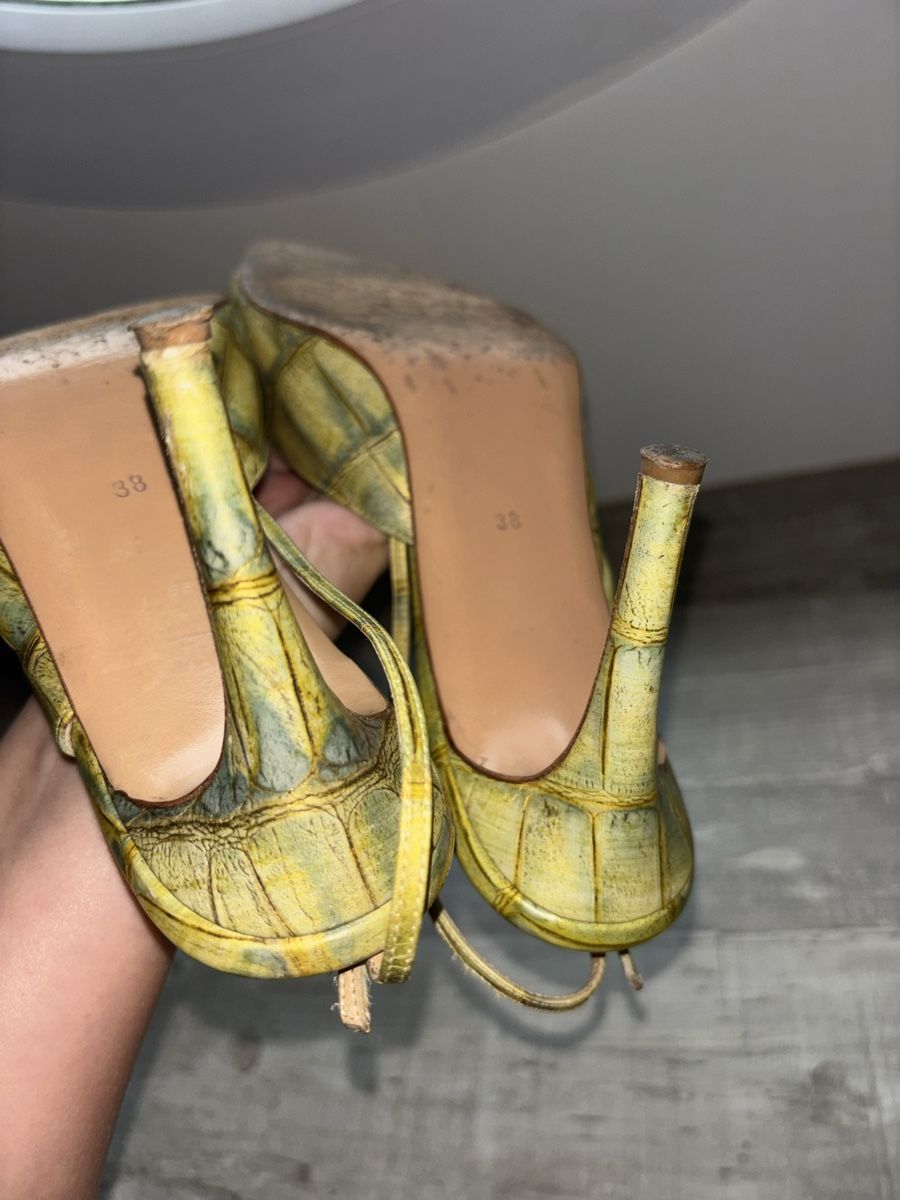 Borse da donna: Ensemble en cuir Ombeline  – Usato da Carouge GE venduto da lia_t7zd 3