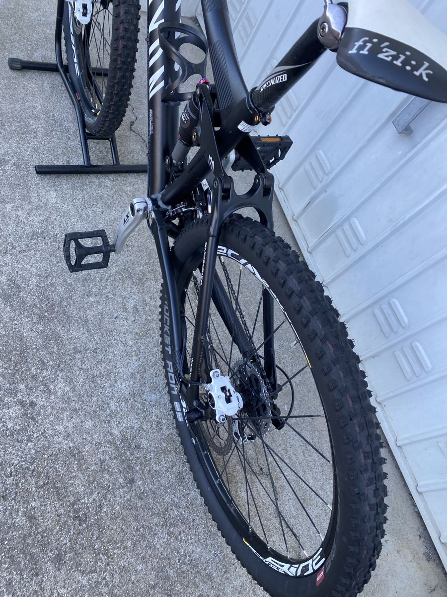 Vélos: Canyon Nerve XC fully – D'occasion à Graben par pod_5qfd 9