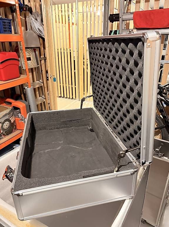 Valigie: Flightcase - Box - Koffer  – Usato da St. Erhard venduto da steirerbua 1
