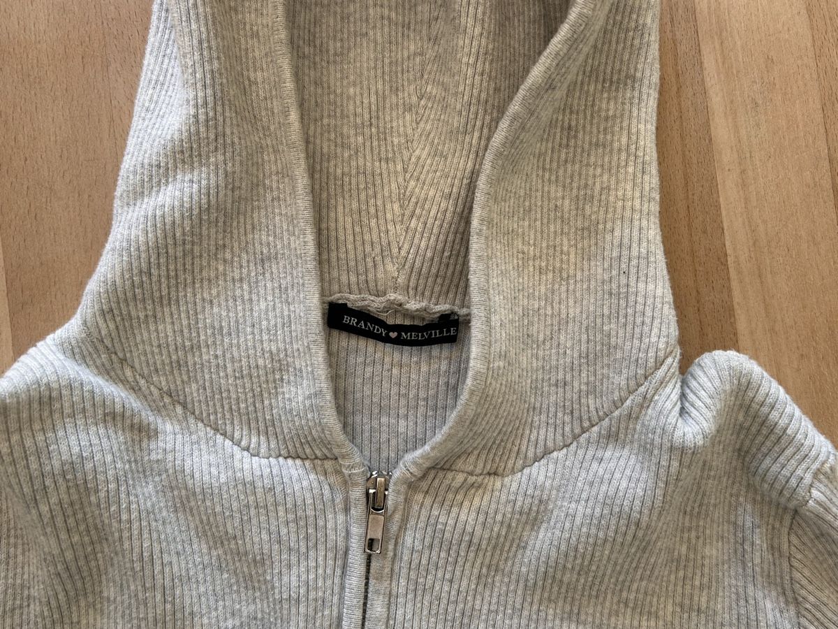 Brandy Melville Giacche: Sweatjacke  – Usato da Bern venduto da liv_w6c6 1