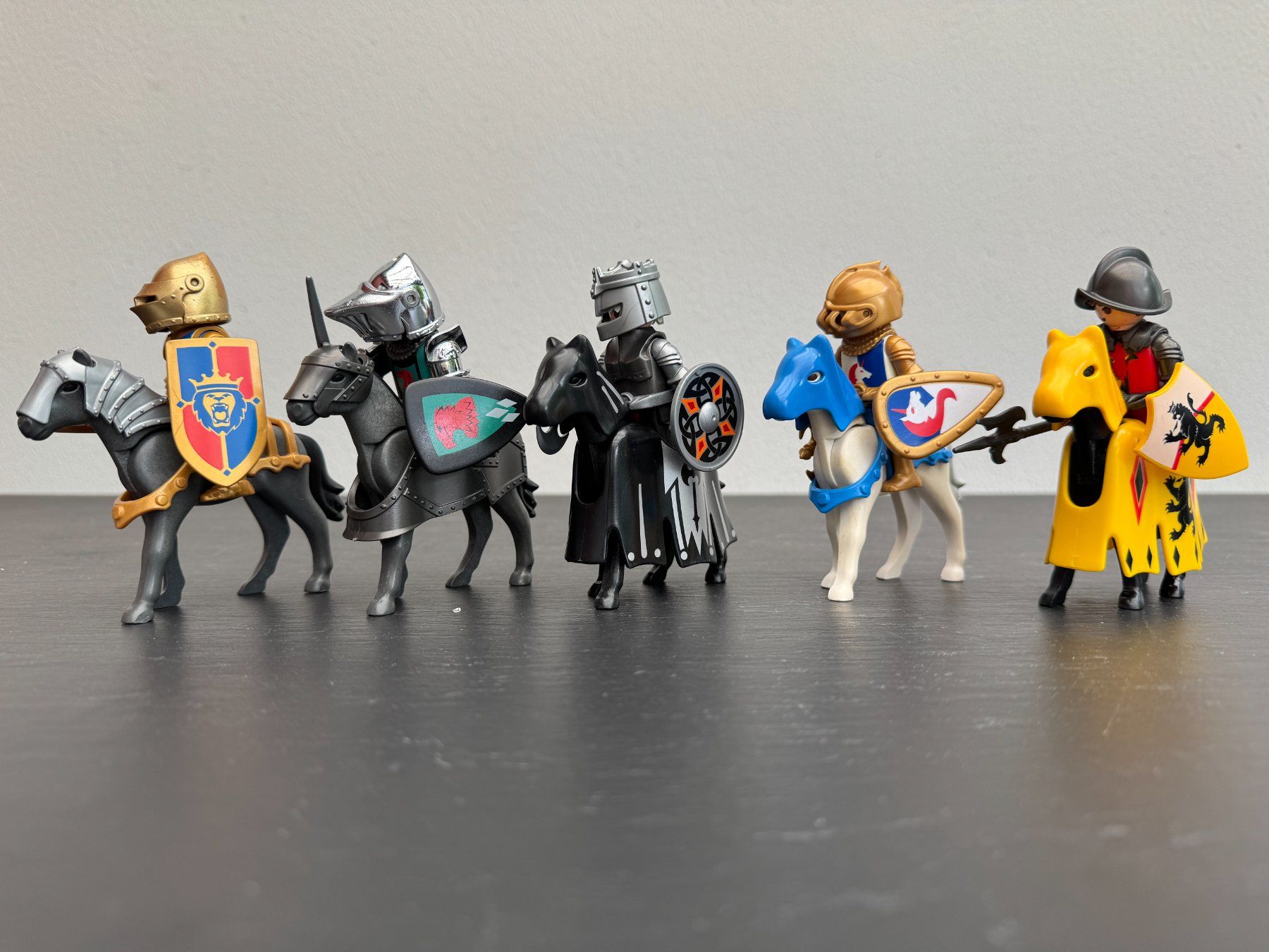 Playmobil Jouets: Playmobil Set mit Rittern auf Pferden – D'occasion à Oberentfelden par PriMaSi 1