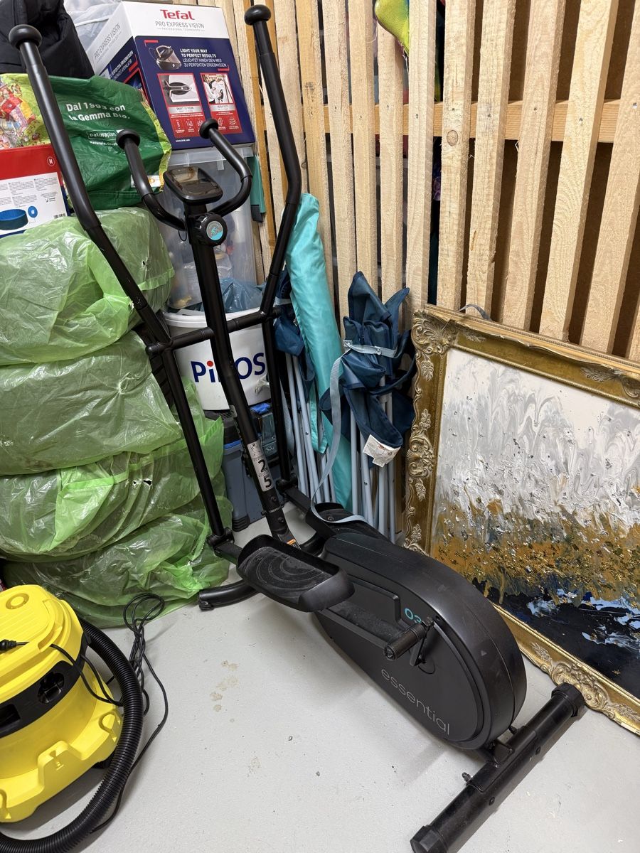 Decathlon Hometrainer: Elliptical Trainer Domyos Essential Good Condition – Usato da Waldenburg venduto da Gile35