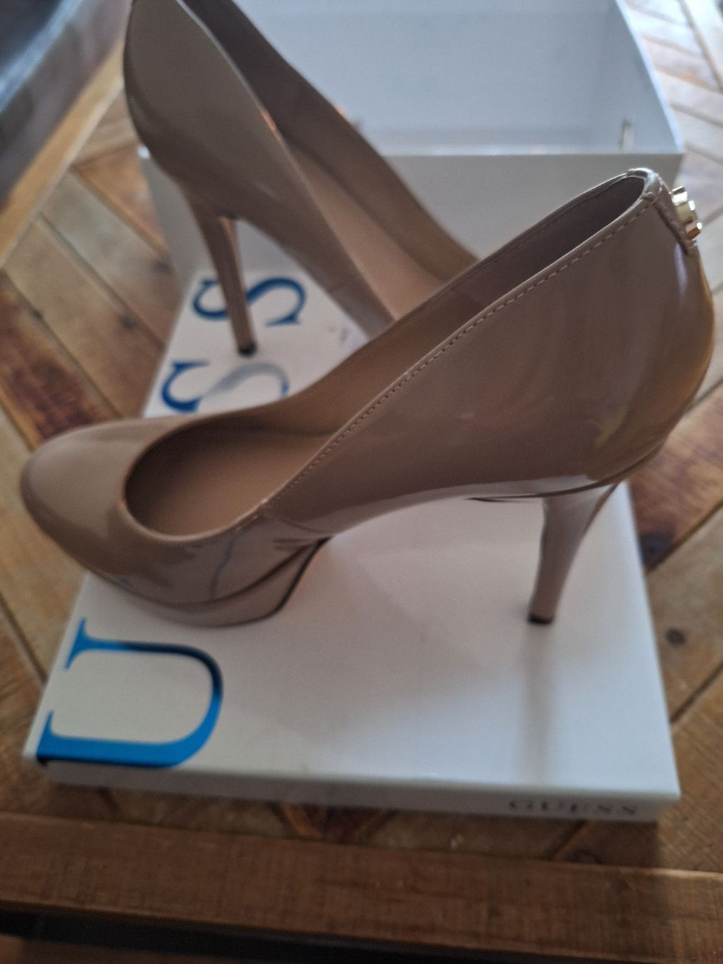 Guess Scarpe da donna: Chaussures à talons (Guess) – Usato da Fribourg venduto da car_6vvs 1