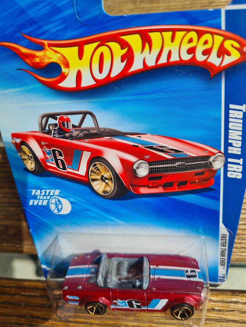Topcase: HOT WHEELS TRIUMPH TR6 – Usato da Basel venduto da Solarbebop