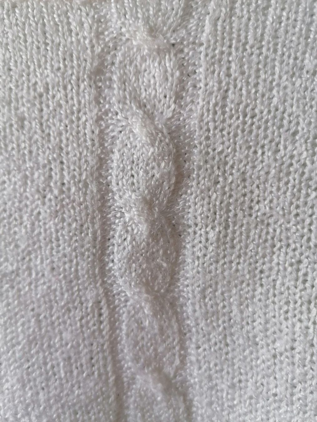 Maglioni & Felpe: Pullover weiss gr L – Usato da Bedigliora venduto da Dolcezza0 2