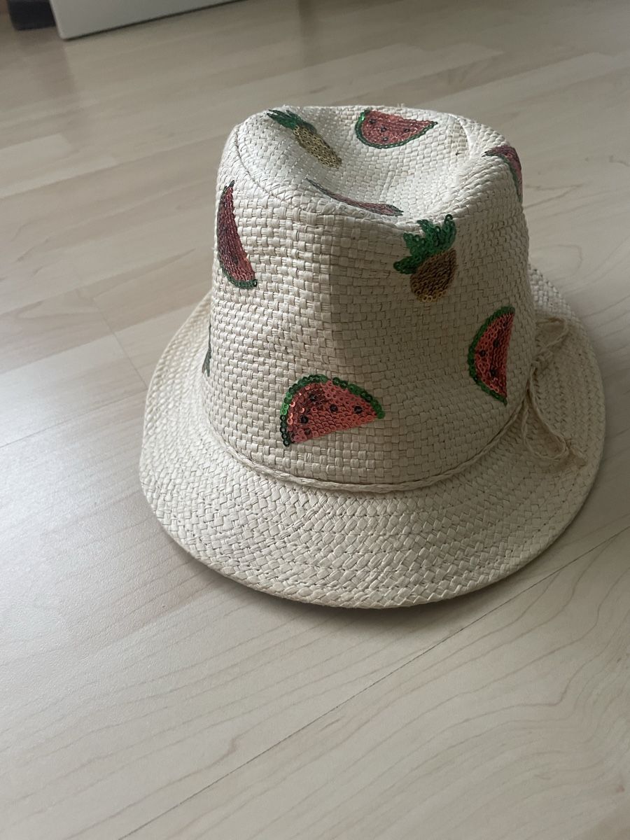 H&M Sonstige Mädchenkleider: Sonnenhut – Gebraucht aus Wil Sg von mil_r9gx 1