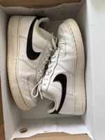 Nike Air Force 1 Schuhe Gr 42 / Sohle defekt