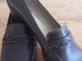 SCHUHE - LEDER - Made in Italy - 37 - NEU