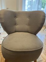 Moderner und bequemer Sessel in Grau – guter Zustand
