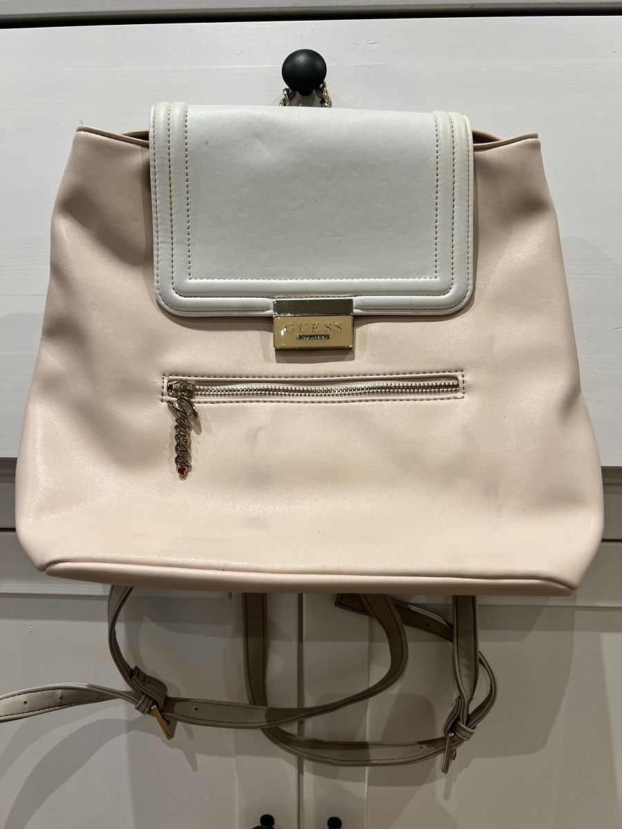 Guess Zaini: Original Guess Rucksack – Usato da Gelfingen venduto da Diana_Tall