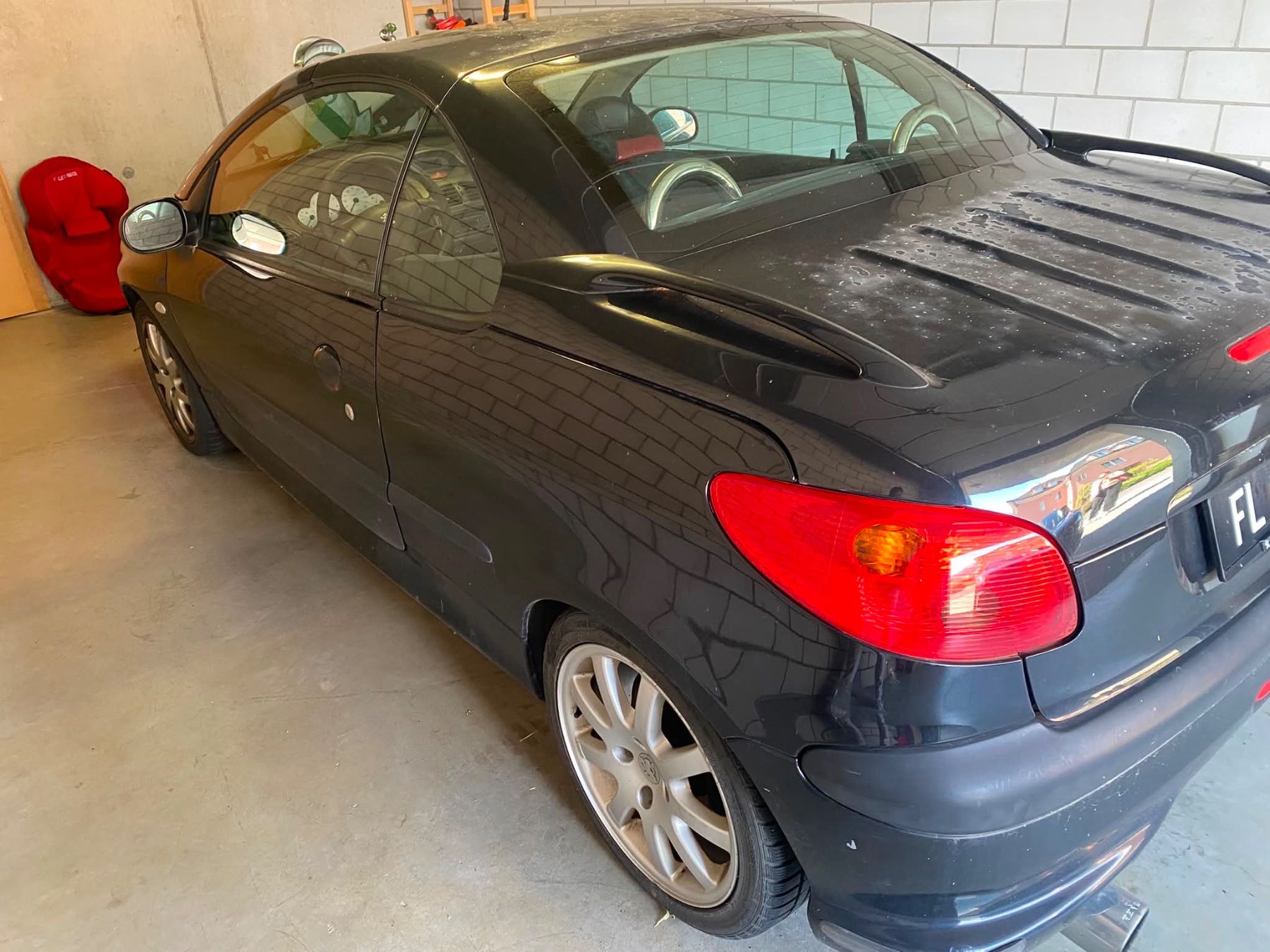 Peugeot Automobili: PEUGEOT 206 2.0 CABRIO – Usato da Eschen venduto da kingkong010 1