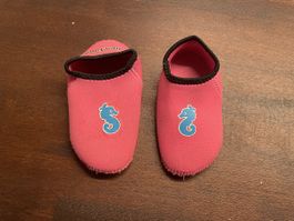 Badeschuhe/Neopren für 2/3 Jährige