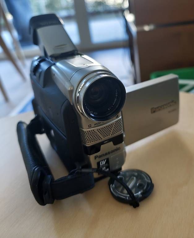 Videocamere: Panasonic NV-DS33EG Videocamera – Usato da Rorbas venduto da Fa18 3