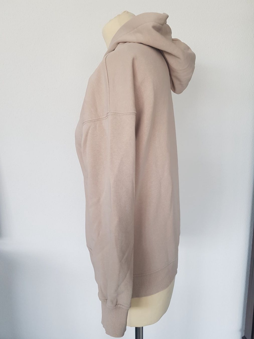 H&M Maglioni & Felpe: MÄDCHEN HOODIE VON H&M – Usato da Root venduto da LifestyleAccessoires 3