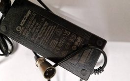 Ladegerät Charger 60V E-Scooter
