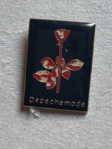 Camel Plaquettes & Badges: Pin Depechemode – D'occasion à Lützelflüh-Goldbach par NicoleL.
