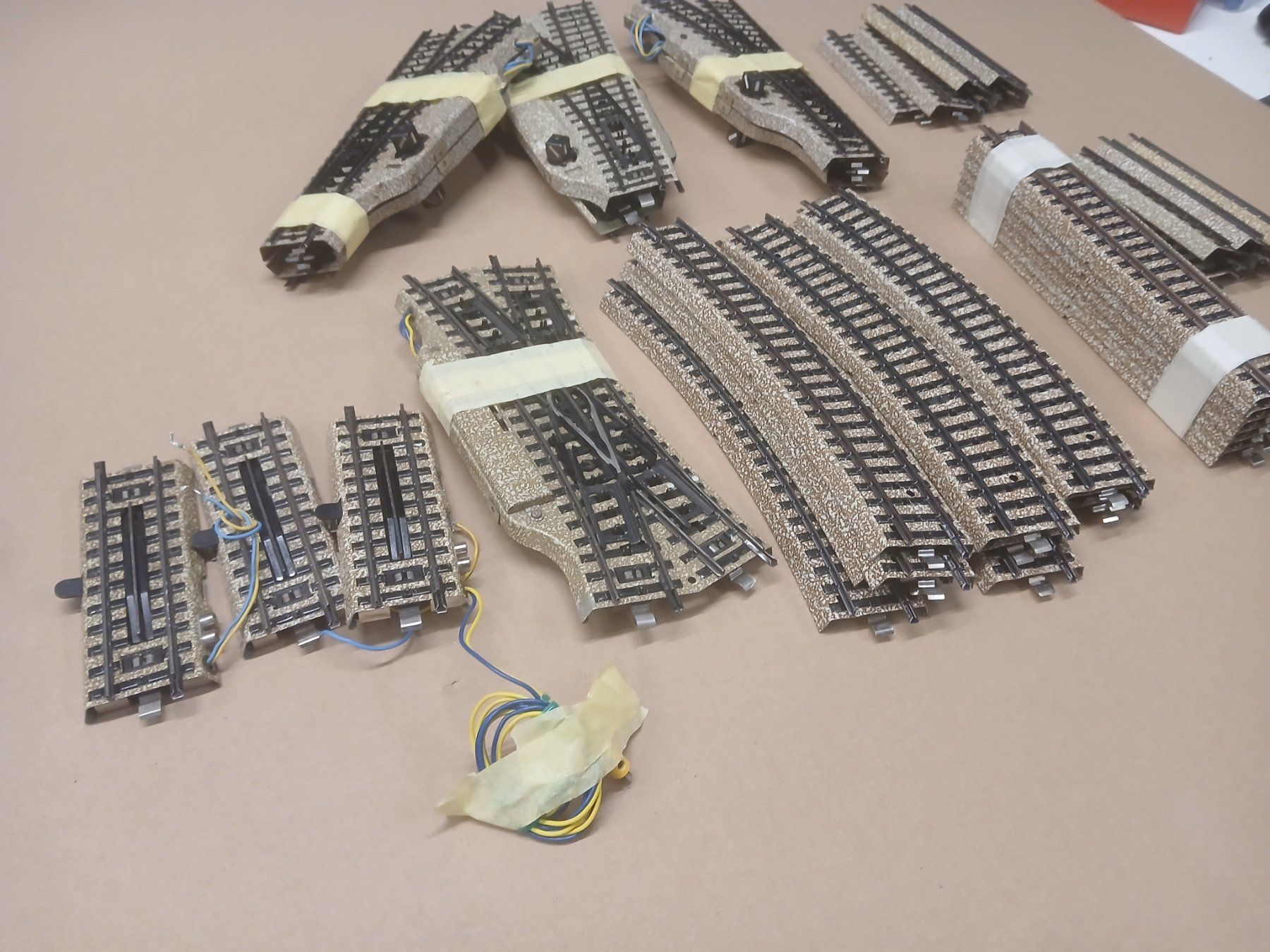 Märklin Modelleisenbahnen: Märklin H0 M-Gleise Lot2 – Gebraucht aus Däniken SO von nitro161 3