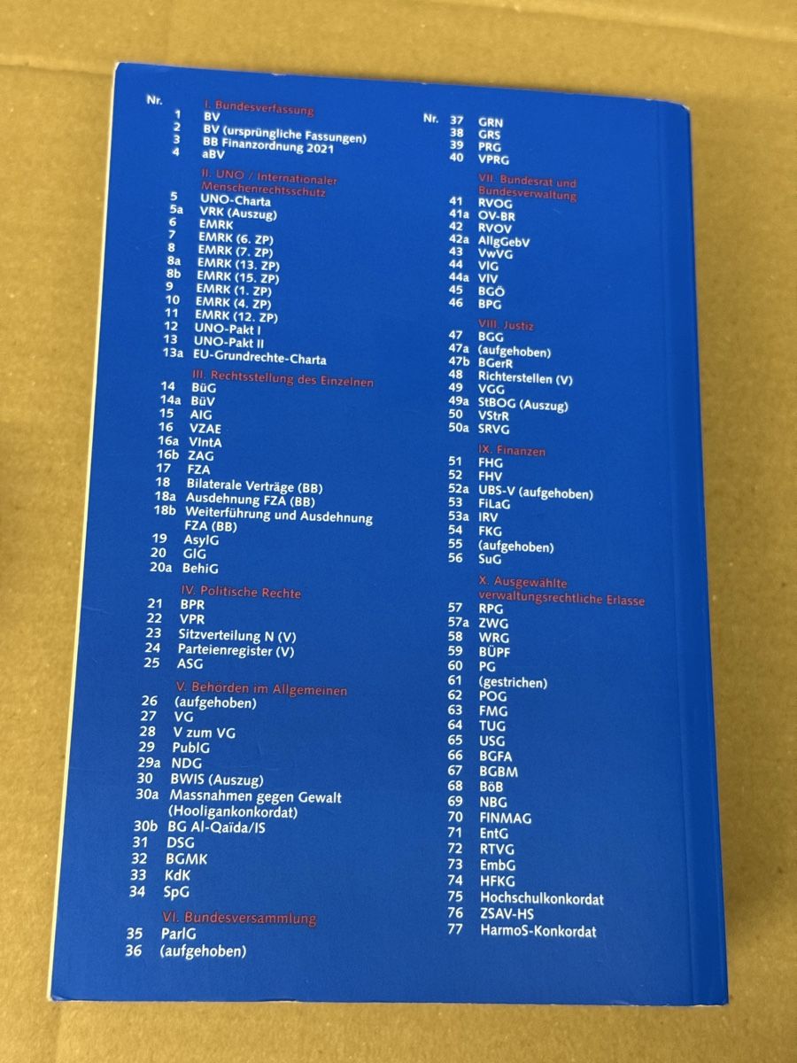 Libri: Öffentliches Recht Textausgabe – Usato da Uster venduto da AlabasterOne 1