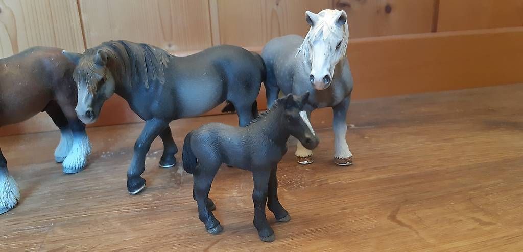 Schleich Giocattoli: Schleich Kaltblut Pferde – Usato da Rütihof venduto da ali_9tbw 2