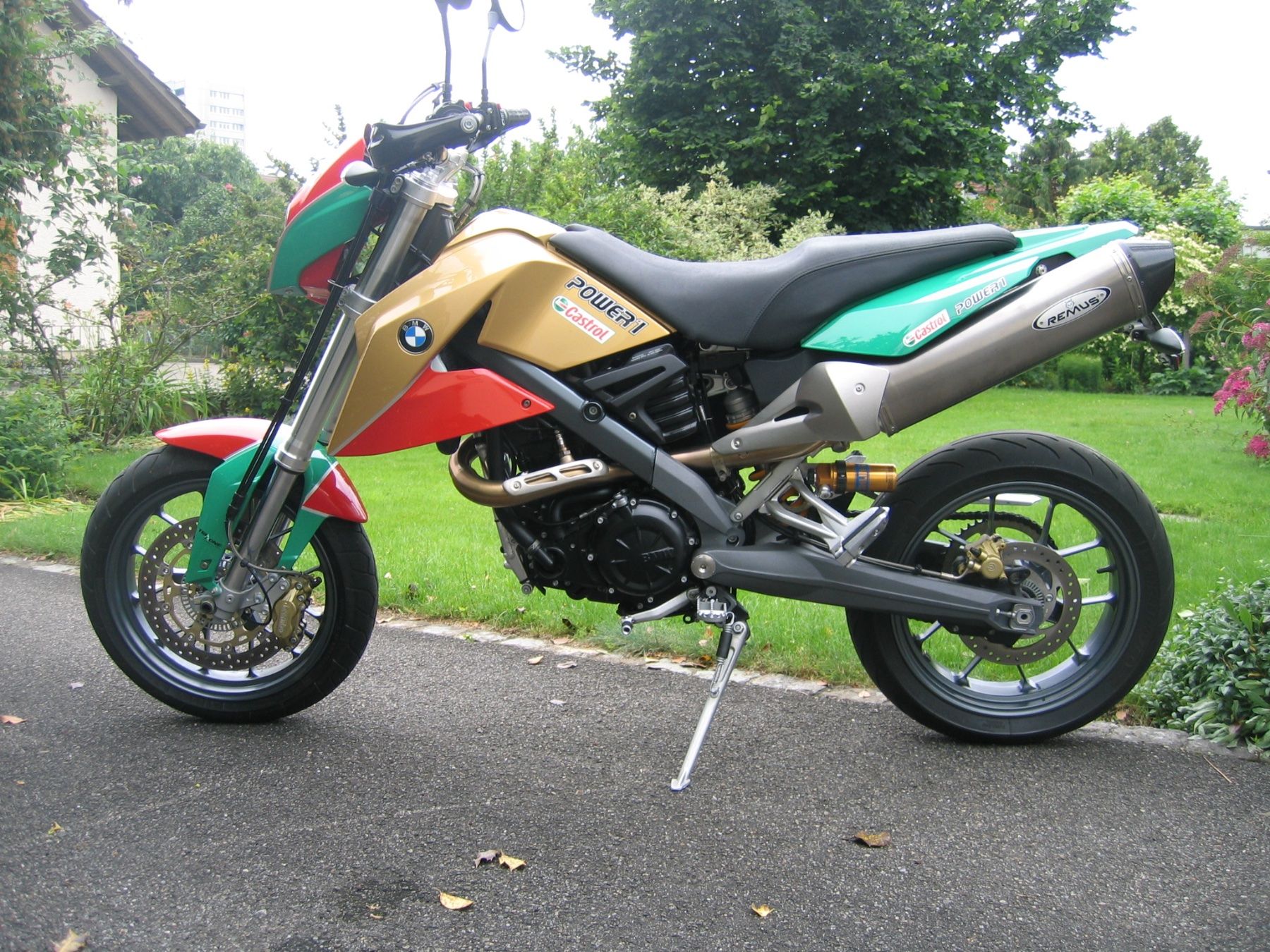 BMW Strada: BMW 650 Supermoto – Usato da Brugg AG venduto da Wblues