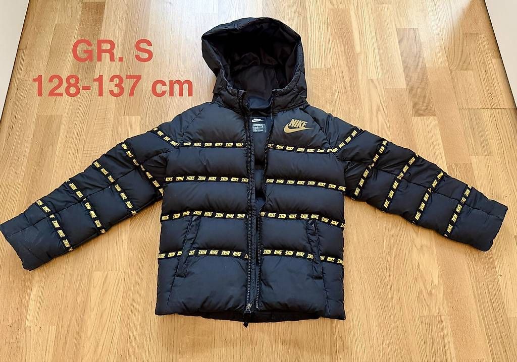 Jacken & Mäntel: Winterjacke Nike – Gebraucht aus Basel von ste_h7dc