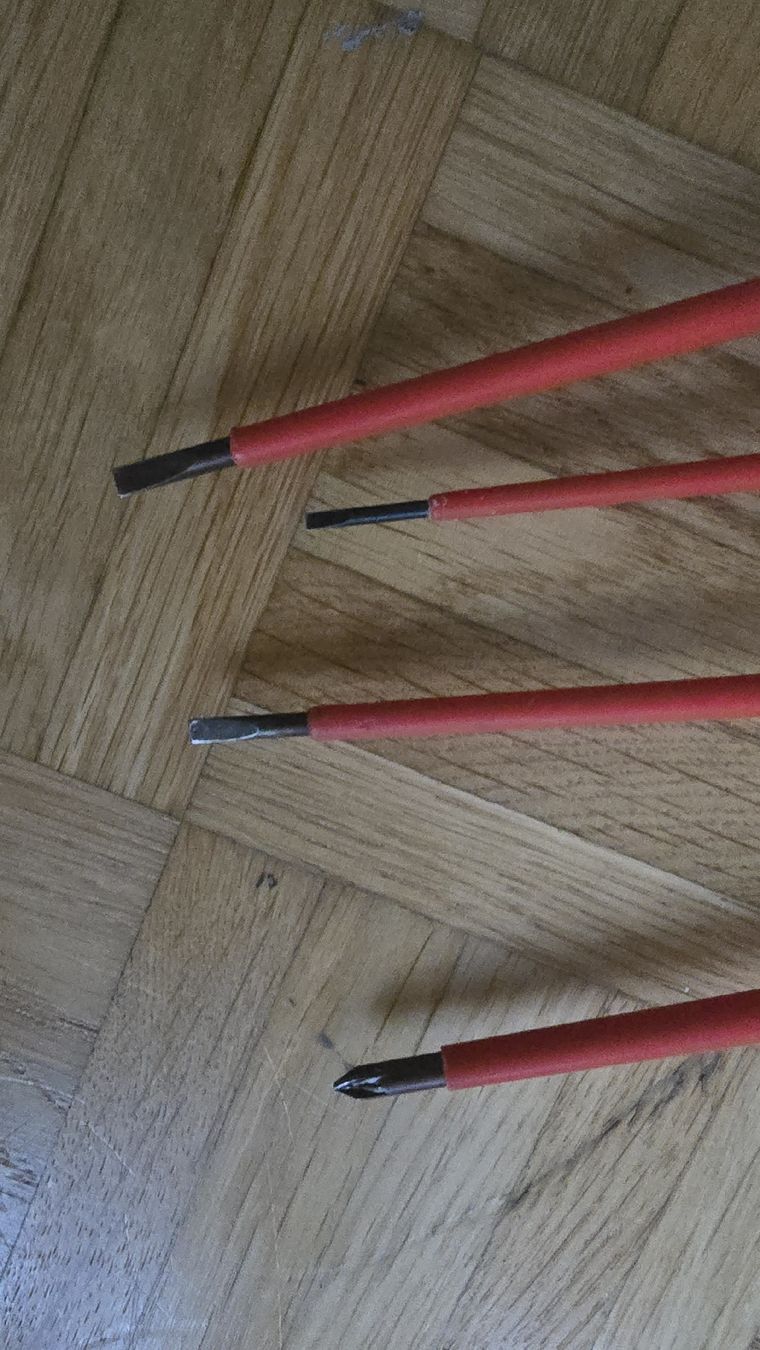 PB Swiss Tools Tous les outils: 4 Schraubenzieher Swisstools – D'occasion à Zürich par rolf290 1