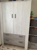 Kinder Kleiderschrank
