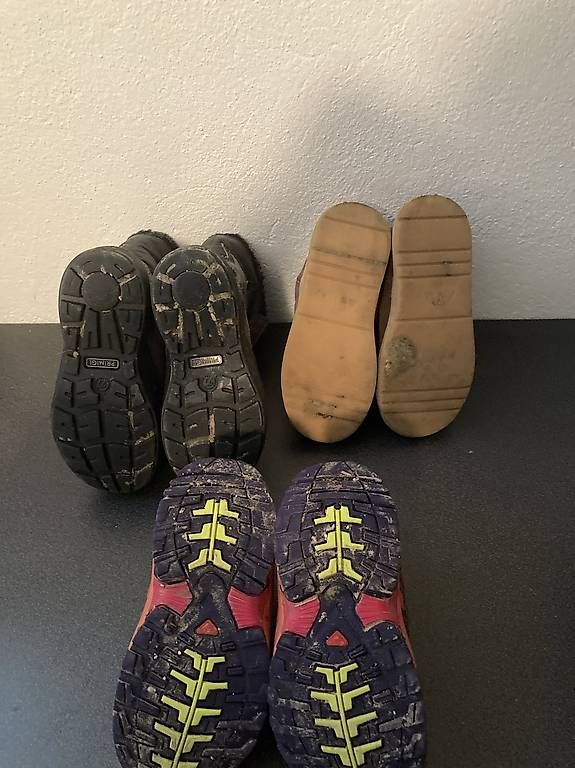 Schuhe für Jungen: Chaussures hivers 27 – Gebraucht aus Echallens von warnioc 2